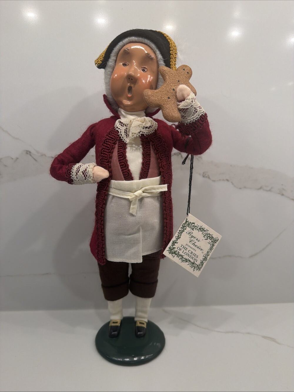 Byers Choice Carolers 1996 Man GINGERBREAD VENDOR Cries Of London 13" w Tag